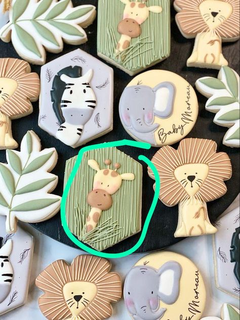 Wild One Royal Icing Cookies, Wild Animals Cookies, Giraffe Royal Icing Cookies, Giraffe Decorated Cookies, Wild Animal Cookies Decorated, Wild One Decorated Cookies, Zoo Animal Cookies Decorated, Cookie Content Ideas, Safari Baby Shower Boy Cookies