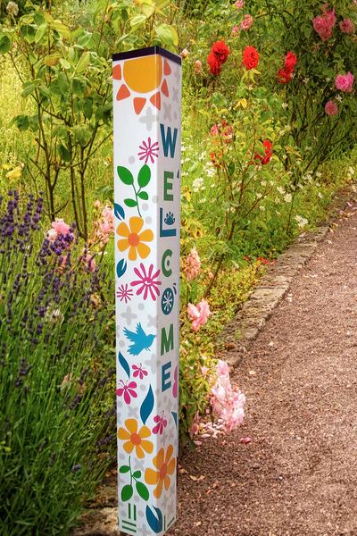 Peace Pole Diy, Peace Poles, Peace Pole, Garden Spinners, Garden Totem, Art Pole, Painted Post, Garden Totems, Garden Poles