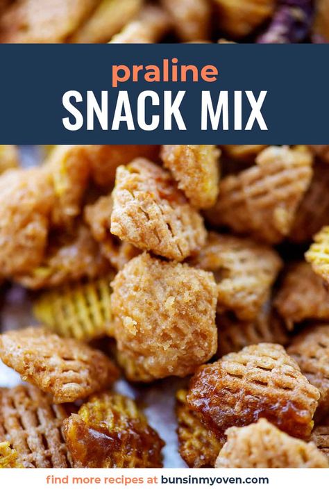 Sweet Praline Snack Mix is so addicting you won't be able to stop! Praline Crunch, Brown Sugar Sauce, Crispix Cereal, Caramel Treats, Chex Mix Recipes, Snack Mix Recipes, Nut Recipes, Crunchy Snack, Easy Snack Recipes