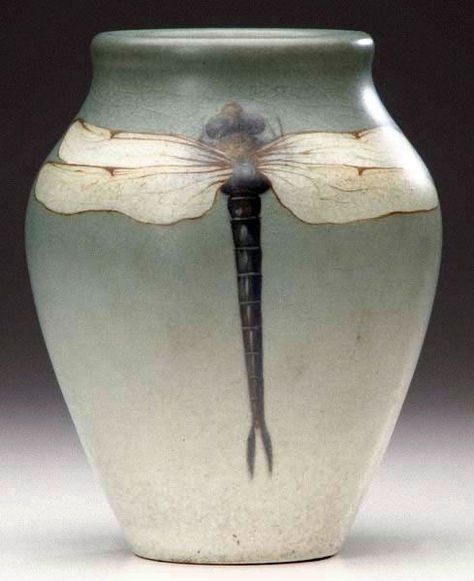 Rookwood Pottery, Dragonfly Art, Antique Pottery, Ceramic Vases, Arts And Crafts Movement, Glass Ceramic, Craftsman Style, Art And Craft, Ceramic Clay