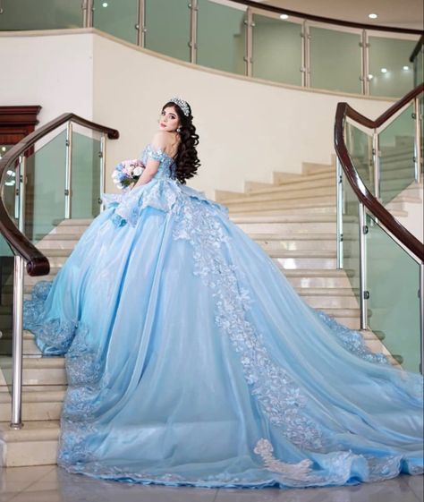 Light Blue Quince Dresses, Cinderella Quinceanera Dress, Light Blue Quinceanera Dresses, Baby Blue Quinceanera, Light Blue Quince, Puffy Prom Dresses, Quinceanera Themes Dresses, Quinceñera Dresses, Blue Quince