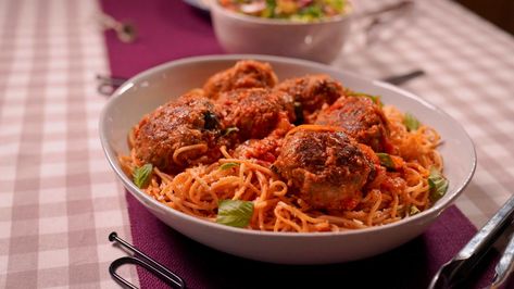 Juicy Lucy Meatballs, Food Network Meatballs, Girl Meets Farm, Spaghetti Tomato Sauce, Farm Recipes, Juicy Lucy, Hot Italian Sausage, Meatballs Recipe, Sausage Pasta