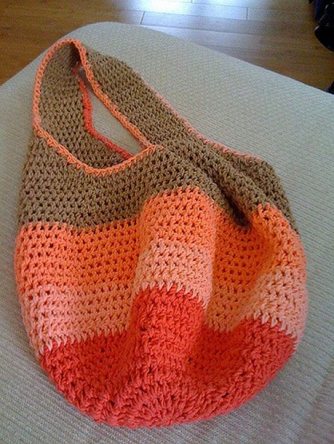 Market Bag - Free Pattern Tote Crochet, Diy Sy, Crochet Shell Stitch, Crochet Market Bag, Crochet Clutch, Crochet Bags Purses, Lion Brand Yarn, Crochet Tote, Nike Shox