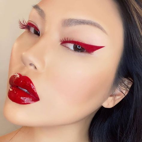 Red Lipstick Makeup Looks, Monochrome Makeup, Makeup Lovers, American Threads, Red Makeup, Unique Makeup, Makeup Aesthetic, Makeup Eye Looks, Big Reveal