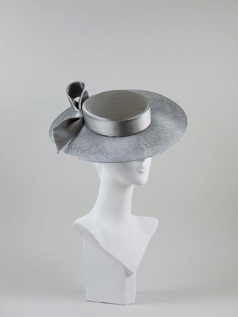 Fascinator Hats Outfit, John Boyd, Unusual Hats, Race Day Fashion, Occasion Hats, Mad Hatters, Hats And Fascinators, Boater Hat, Elegant Hats