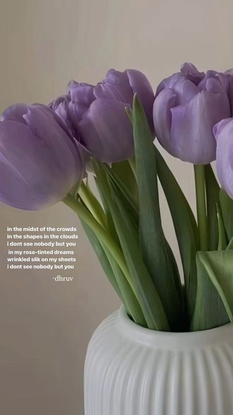 Luxury Flower Bouquets, Purple Flowers Wallpaper, Vintage Flowers Wallpaper, Boquette Flowers, Nothing But Flowers, Purple Tulips, Flower Therapy, Beautiful Bouquet Of Flowers, Luxury Flowers