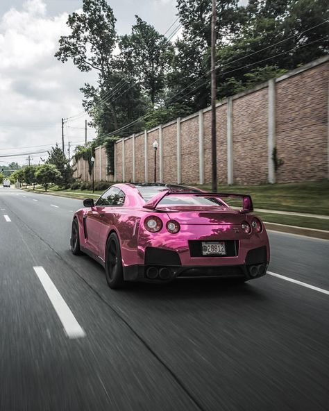 Pink Nissan Gtr R35, California Luxury, Pink Cars, Luxury Car Garage, Dream Cars Bmw, R35 Gtr, Cars Bmw, Nissan Gtr R35, Brown Acrylic