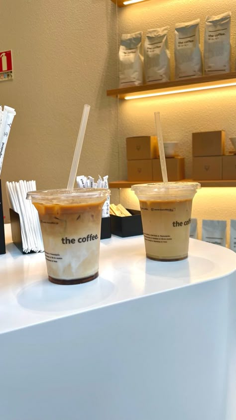 Iced Coffee Takeaway, Ice Latte Aesthetic, Instant Iced Coffee, Ok But First Coffee, Coffee Obsession, Coffee Pictures, Coffee Photos, Coffee Culture, Iced Latte