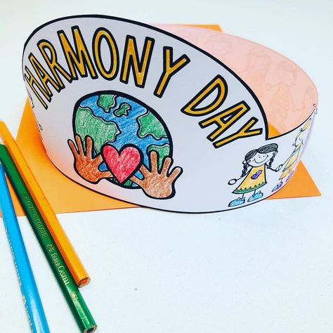 Mrs L’s Little Learners on Instagram: “Harmony Day crown 🕊 link in bio ⬆️ #harmonydayactivities #harmonyday #harmonyweek #harmonydayactivity #harmonyweekactivityforkids…” Harmony Day Activities, Crown Activity, March Crafts, Early Years Classroom, Harmony Day, Unique Headband, Headband Crown, Second Grade Resources, Early Elementary Resources