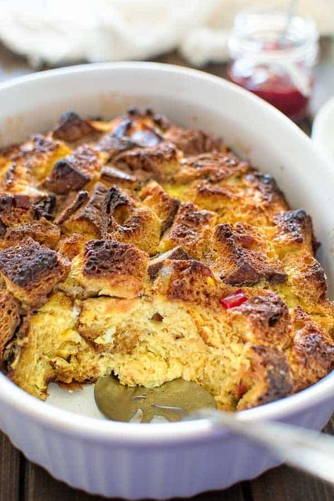 Pantone French Toast Casserole, Panetone French Toast Casserole, Panettone French Toast Overnight, Panettone Breakfast Casserole, Pannetone French Toast Casserole, Panettone French Toast Casserole, Panatone Bread French Toast, Pannetone French Toast, Panettone French Toast