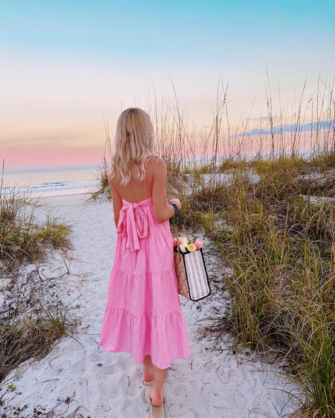 Spring Break Clothes Beach, Preppy Long Dress, Spring Break Dresses, Preppy Summer Dresses, Southern Preppy Aesthetic, Preppy Instagram, Preppy Filter, Preppy Beach Outfits, Southern Preppy Outfits