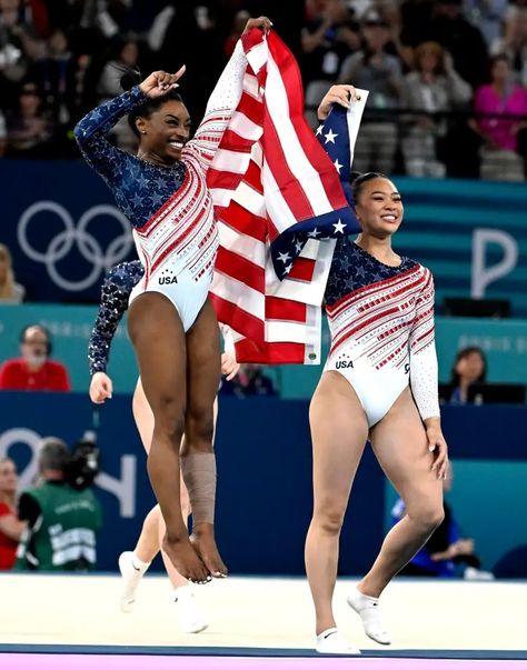 Gymnastics Backgrounds, Gymnastics Olympics, Black Gymnast, Team Usa Gymnastics, Jordan Chiles, Gymnastics Flexibility, 2024 Summer Olympics, 2024 Olympics, Gymnastics Photos