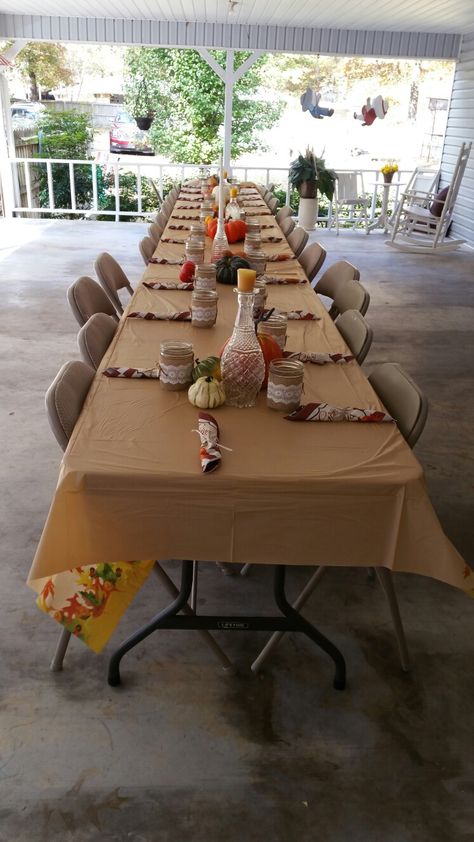 thanks giving decor. when your family is so big. table decor Thanksgiving Set Up For Large Family, Big Family Thanksgiving Table, Big Family Thanksgiving, Family Thanksgiving Table, Thanks Giving Decor, Thanksgiving Dinner Table Decorations, Friendsgiving Dinner Party, Thanksgiving Table Setting, Thanksgiving Dinner Party