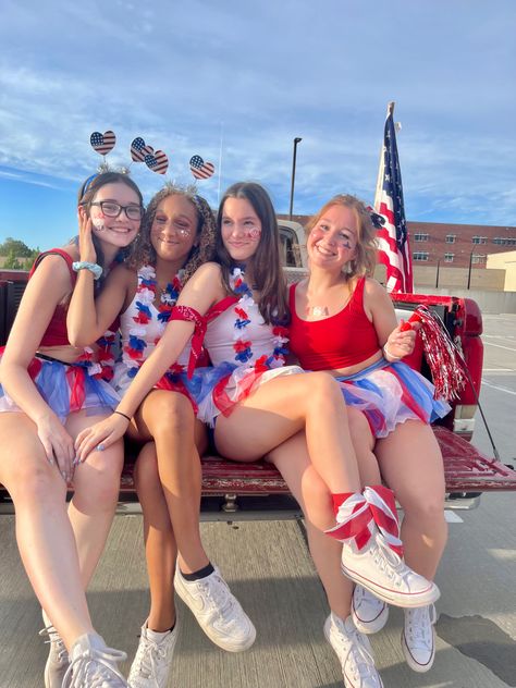 Usa Fnl Theme, Usa Theme Outfit Football Games, Usa Football Theme Outfit, Fnl Fits, Football Season Outfits, Fb Games, Season Outfits, Cheer Ideas, Game Outfit