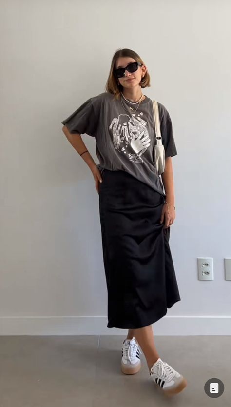 Midi Skirt And Tshirt Outfit, Oversized Tshirt Outfit With Skirts, Satin Dress With Tshirt, Baggy Shirt And Skirt, Midi Slip Skirt Outfit, Skirt And T Shirt Outfit, Long Skirt And Tshirt Outfits, T Shirt Skirt Outfit, Skirt Tshirt Outfit