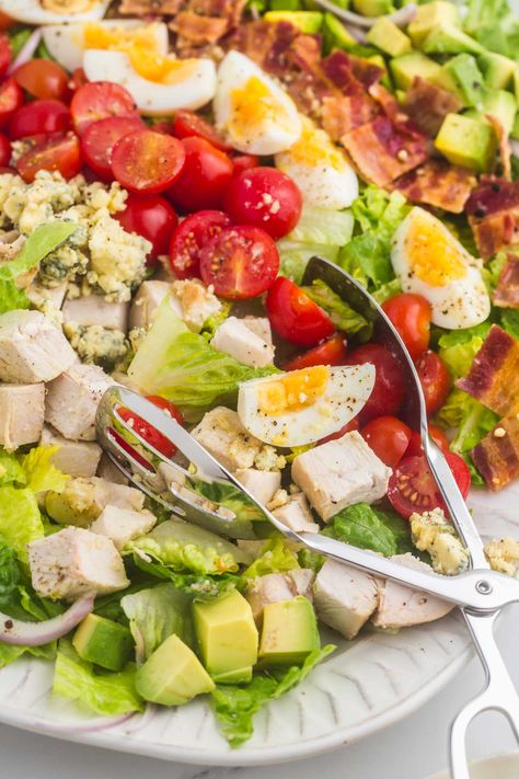 You can easily make a filling and delicious, classic Cobb Salad with a homemade honey mustard dressing. It's the perfect dinner salad or side. Homemade Honey Mustard Dressing, Cobb Salad Dressing, Cobb Salad Ingredients, Classic Cobb Salad, Main Salad, Boiled Chicken Breast, Little Sunny Kitchen, Homemade Honey Mustard, Salad With Chicken