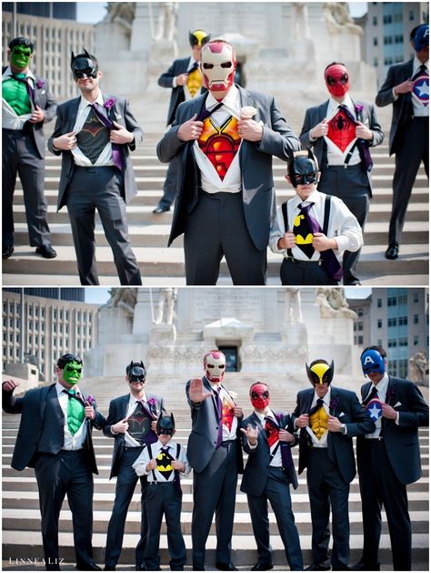 Superhero wedding Marvel Wedding, Batman Wedding, Nerd Wedding, Funny Wedding Pictures, Geeky Wedding, Superhero Wedding, Geek Wedding, Groomsmen Photos, Cute Wedding Ideas