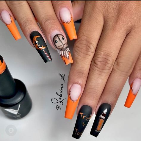 Halloween Nails Trick Or Treat, Trick Or Treat Nails, Horror Nails Acrylic, Ongles Halloween, Horror Nails, Halloween Acrylic Nails, Cute Halloween Nails, Gothic Nails, Trick R Treat