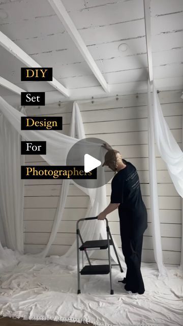 Tiny Photography Studio, At Home Photoshoot Ideas Backdrops, Photo Studio Design Backgrounds, Photography Studio Inspiration, Studio Ideas Photography, Home Photo Studio Ideas, Home Photography Studio Setup, Diy Photo Studio, Photo Studio Design