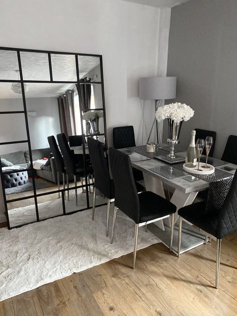 Black And White Dining Room, Organization Wall, Silver Living Room, Wood Mirrors, Living Room Dining Room Combo, Black Dining, Dinner Room, Black Dining Room, White Dining Room