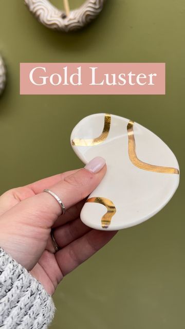 Hope Limyansky-Smith on Instagram: "✨Gold✨ I have been getting LOTS of messages about gold luster so I decided to revamp an old reel and show you the process! Hope this helps!" Gold Luster Ceramics, Pottery Inspo, Art Clay, Ceramic Jewelry, Gold Gilding, Clay Ceramics, Ceramic Pottery, The Process, I Decided