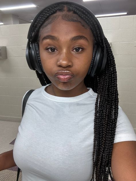 headphones from five below (ntm .. ty) How To Wear Headphones With Long Hair, Headphones Curly Hair Aesthetic, Afro With Headphones, Cute Black Headphones, Braids Protective Styles, Girl With Headset Aesthetic, Jbl Headphones, Five Below, Afro Girl