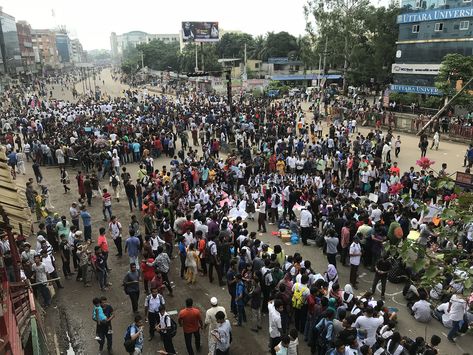 https://petapixel.com/2018/08/06/photographers-beaten-and-abducted-in-bangladesh-student-protests/ Student Protest, Global Population, Road Safety, South Asia, Republic Of The Congo, United Nations, The Government, Kolkata, Tanzania