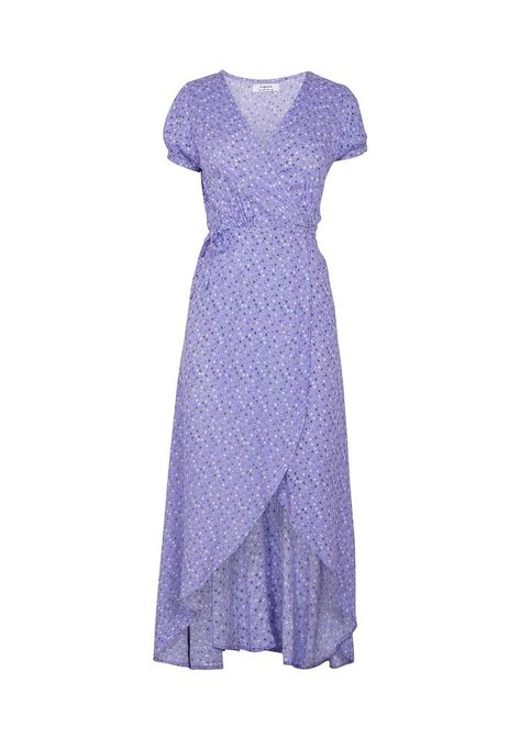 Auguste The Label Daphne Easy Days Wrap Maxi Dress in Lavender Chifon Dress, Teenage Fashion Outfits, Looks Style, Fesyen Wanita, Looks Vintage, Pretty Dresses, Classy Outfits, The Label, Pretty Outfits