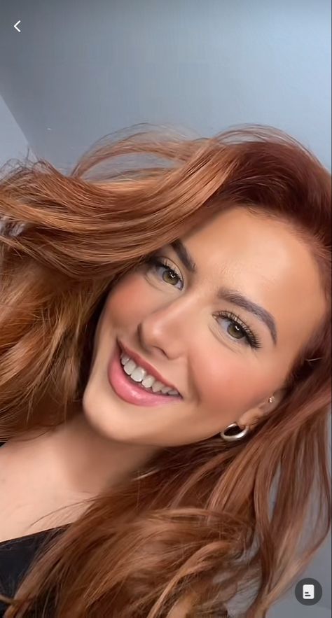 Rose Gold Copper Hair Color, Copper Hair With Hazel Eyes, Ginger Hair Hazel Eyes, Copper Hair Hazel Eyes, Nut Brown Hair, Red Hair Hazel Eyes, Ginger Brown Hair Color, Copper Gold Hair, Cowgirl Copper Hair