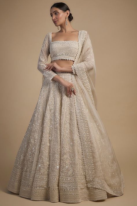 Engagement Lehengas, Indian Wedding Reception Outfits, Lehenga Inspiration, Latest Bridal Lehenga Designs, Engagement Lehenga, Bridal Lehenga Designs, Simple Lehenga, White Lehenga, Latest Bridal Lehenga