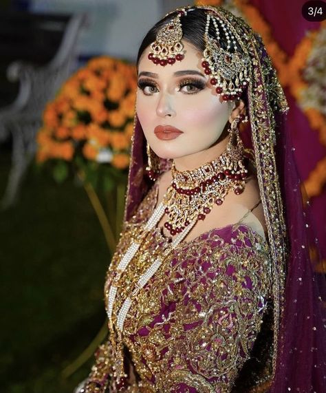 Pakistani Makeup Looks, Makeup Reference, Dulhan Makeup, Pakistani Bridal Hairstyles, Casual Bridal Dress, Beautiful Bridal Makeup, Asian Wedding Dress Pakistani, Wedding Fits, Fashion Abaya