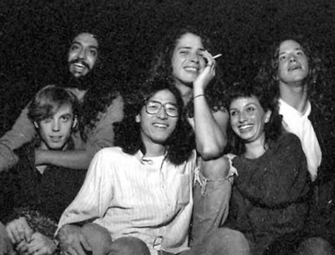 Soundgarden and the classy Susan Silver Susan Silver, Say Hello To Heaven, Temple Of The Dog, Smiling Man, Eddie Vedder, Dave Grohl, Chris Cornell, Pearl Jam, Most Beautiful Man