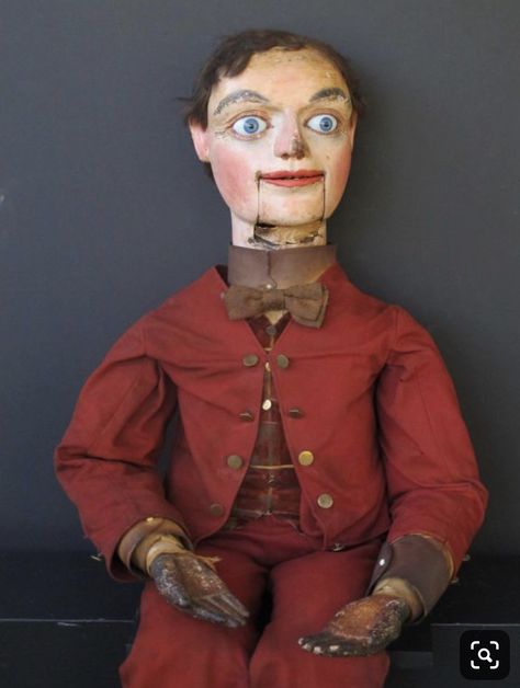 Mannequin Horror, Ventriloquist Puppets, Ventriloquist Doll, Ventriloquist Dummy, Creepy Toys, Dark Visions, Puppet Master, Fancy Clothes, Punch And Judy