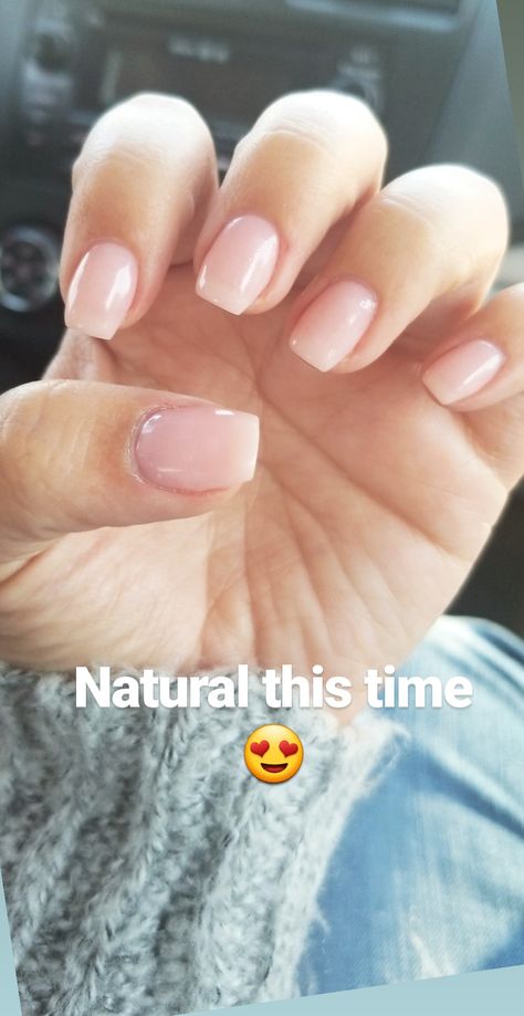 Acrylic Nails To Look Natural, Short Acrylic Nail Natural, Nail Dip Natural Nails, Short Coffin Powder Nails, Sns Nails Natural Look, Natural Round Dip Nails, Shalac Nails Natural, Sns Gel Nails, Clear Sns Nail Designs