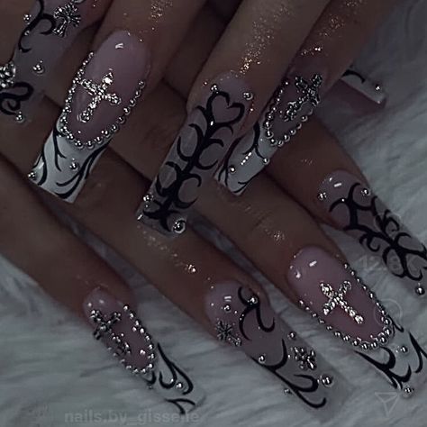 Emo Square Nails, Gothic Square Nails, G59 Nails Acrylic, Emo Baddie Nails, Greyday Nails, Goth Nails Ideas, Y2k Nails Coffin, Cute Grunge Nails, Emo Y2k Nails