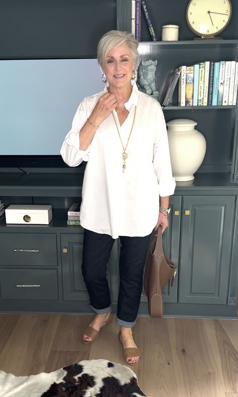 Grandma Style Outfits, Ageless Style Over 60, Gen Z Fashion, Fashion Over Fifty, 60 Outfits, Style At A Certain Age, Grandma Fashion, Over 60 Fashion, Ageless Style