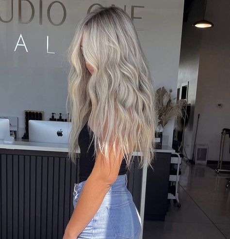 Ash Blonde With Root Shadow, Bronde Balayage Icy, Platinum Blonde Highlights On Dark Hair With Lowlights, Haircut With Extensions, Gray Platinum Hair, Bright Creamy Blonde Hair, Icy Blonde Hair With Shadow Root, Blonde Ash Hair, Silver Blonde Balayage