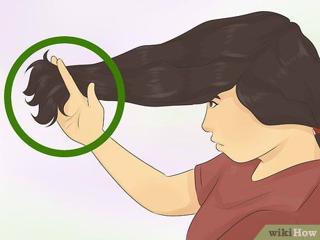 Hairstyles For Curly Hair Easy, Hair In Layers, Cut Curly Hair, Long Layered Curly Hair, Layered Curly Haircuts, Layers Hairstyles, Cut Own Hair, Layered Curly Hair, How To Cut Your Own Hair