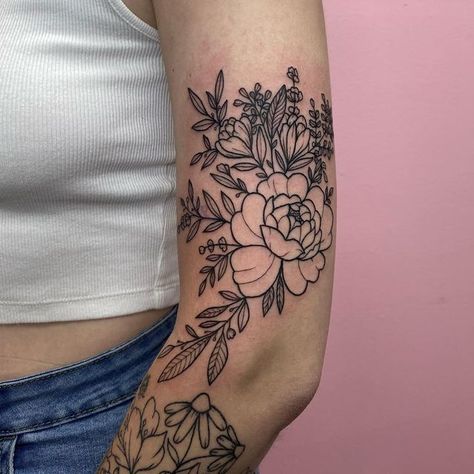 Floral Fruit Tattoo, American Traditional Poppy Tattoo, Traditional Poppy Tattoo, Dainty Tats, Botanical Sleeve, Desert Tattoo, Neat Tattoos, Tattoos 2024, Fruit Tattoo