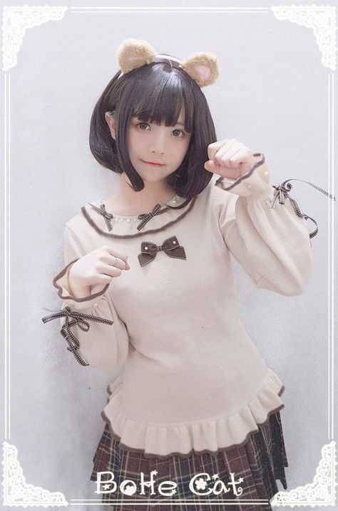 Cute Poses Reference, Cosplay Cute, Knitwear Sweater, Kawaii Cosplay, Female Pose Reference, Human Poses, Cute Cosplay, Sweet Lolita