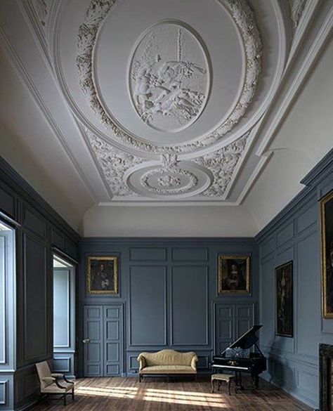 Top 70 Best Crown Molding Ideas - Ceiling Interior Designs Decorative Ceiling Panels, Molding Ceiling, Best Interior Paint, Wooden Trim, Crown Moldings, Modern Mural, House Paint Interior, Soundproof Room, Wall Closet