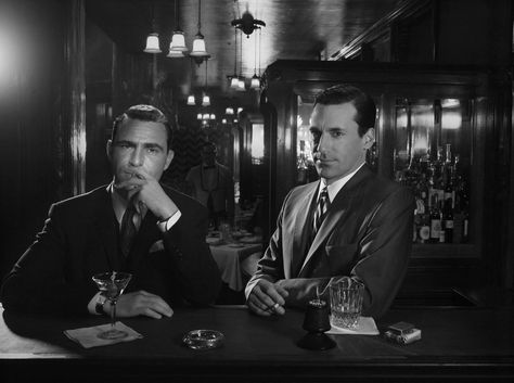 Rod Serling meets Don Draper in an unproduced episode of "Mad Men." Too bad... What an amazing tip of the hat this would be. John Slattery, Isaac Hempstead Wright, Jane Krakowski, Lauren Ambrose, Party Dress Codes, Josh Holloway, Men In Suits, Cocktail Attire Men, Matthew Fox