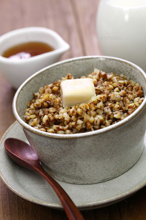 Russian Food Photography, Russian Porridge, Russian Breakfast Aesthetic, Russian Aethestic, Russian Food Aethstetic, Kasha Porridge, Russian Buckwheat, Russian Meals, Belarus Food