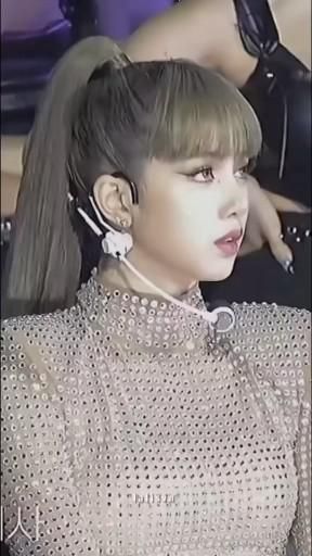 Fancam Lisa, Blake Pink, Kim Kelly, Lisa Video, ماثيو ماكونهي, Girly Style Outfits, Pink Music, Black Pink Background, Black Hair Kpop