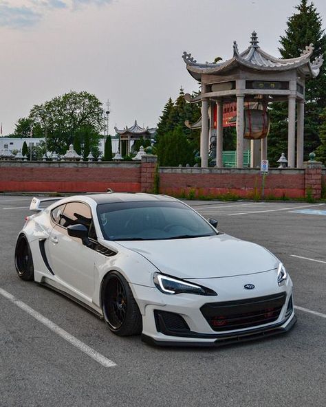 G86 Toyota, Modded Brz Subaru, Subaru Sports Car, Gr 86 Toyota, Gt 86 Toyota, Subaru Brz White, Subaru Brz Modified, Brz Modified, Toyota Sports Car