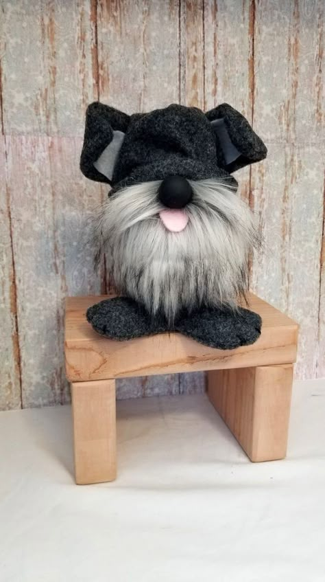 Gnome Animals, Dog Gnomes, Gnome Dog, Dog Gnome, Sock Gnomes, Gnome Tiered Tray, Gray Dog, Gnome Tutorial, Tray Decoration