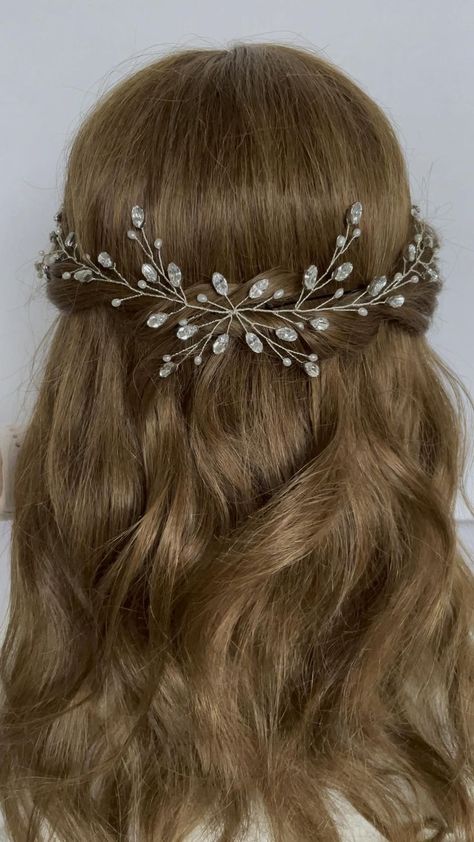 (ad) Women Hair Accessories With Best Online Price Hairstyles With Fake Flowers, Vine Hair Accessories, Hair Jewelry Pins, Hairstyles With Accessories Headpieces, Wedding Hairstyles With Hair Accessories, Wedding Hairstyles With Hair Vine, Bridal Hair Vine With Veil, Hair Vines For Wedding, Hair Wire Accessories