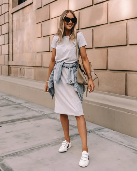 Grey Jacket Outfit, T Shirt Dress Outfit, Celine Belt, Veja Esplar, Dress And Sneakers Outfit, Grey T Shirt Dress, Spring Outfits Dresses, Shirt Dress Outfit, Fashion Jackson