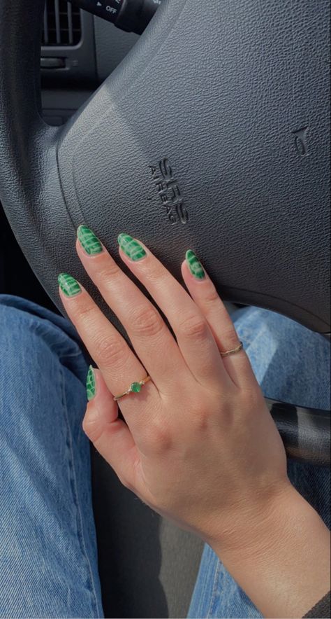 Crocodile Nails Green, Green Crocodile Nails, Crocodile Nails, Croc Nails, Nails Inspired, Green Crocodile, Unicorn Nails, Dip Nails, Nails Green