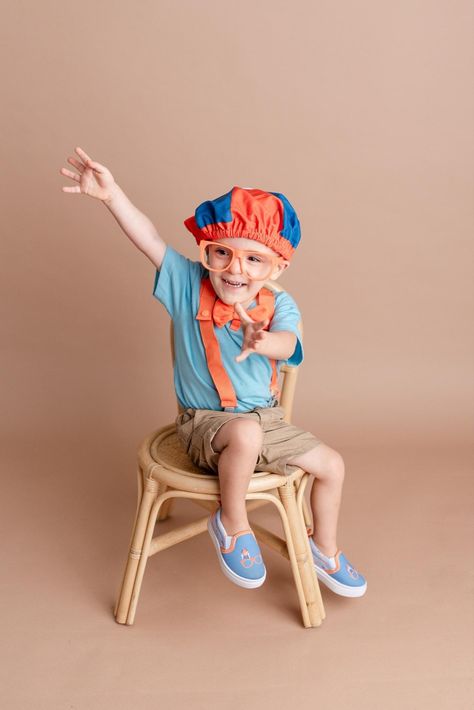 When Blippi is life, you document it! Little boy dressed up as Blippi for his birthday pictures. Blippi Photoshoot, Blippi Photoshoot Ideas, Birthday 4, Birthday Pictures, Birthday Photoshoot, Baby Photo, Birthday Photos, 4th Birthday, Birthday Outfit